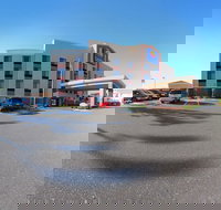 Comfort Inn  Suites Quail Springs - Tourism Bookings