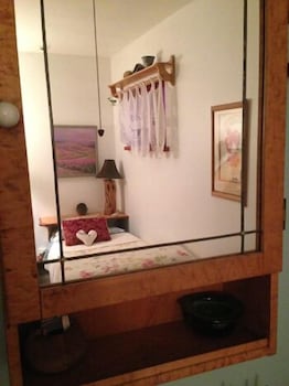 Whalesong Bed And Breakfast - thumb 3