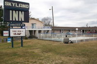 Skyland Inn