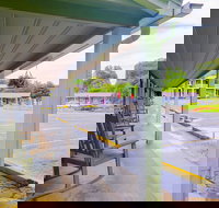 Lloyd's On The River Country Inn By Oyo - USA Accommodation