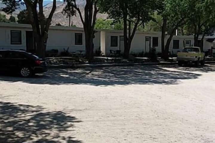 West Walker Motel - thumb 5