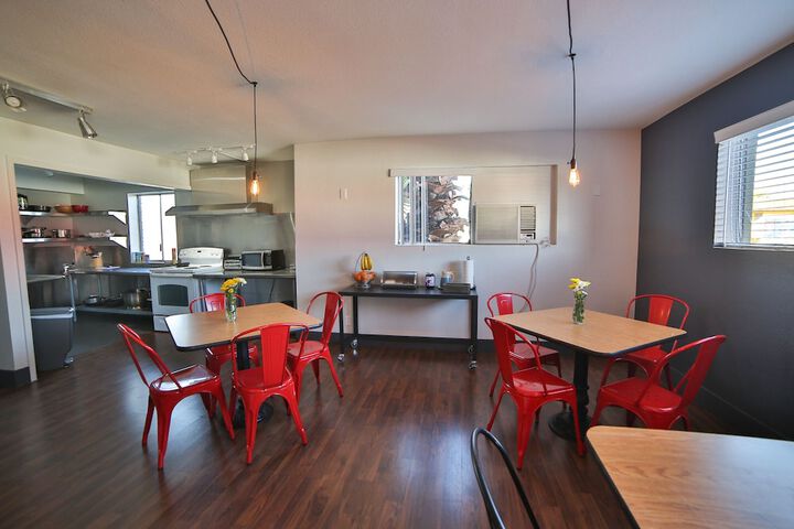 Las Vegas Hostel - thumb 6