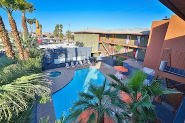 Las Vegas Hostel - thumb 0