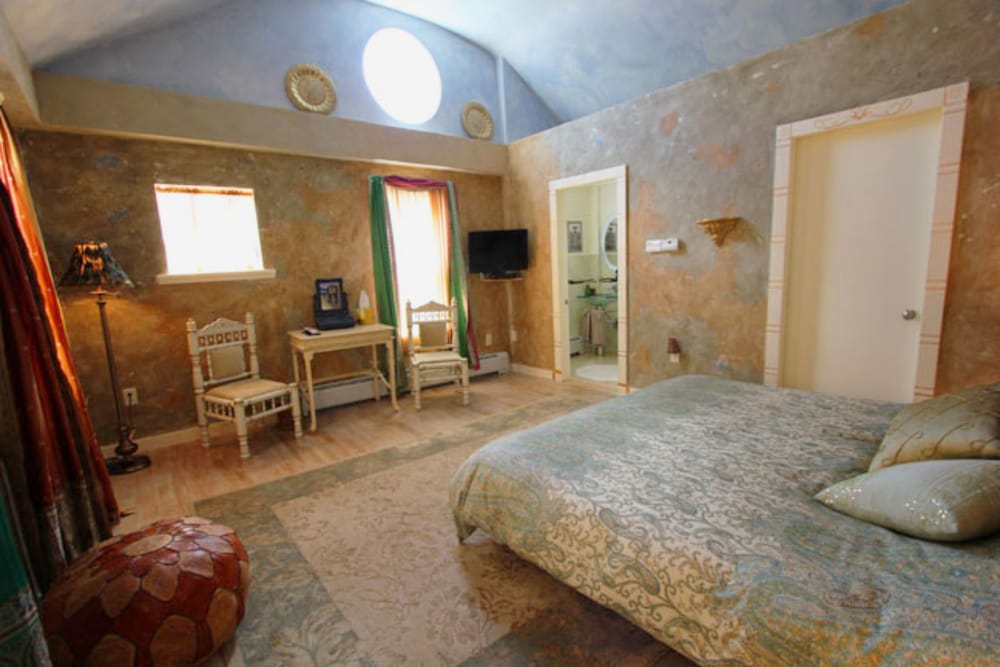 Topia Inn - An Organic Oasis - thumb 3