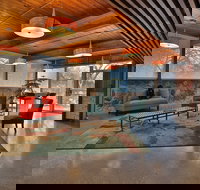 Stone Chalet BB Inn and Event Center - Tourism Bookings