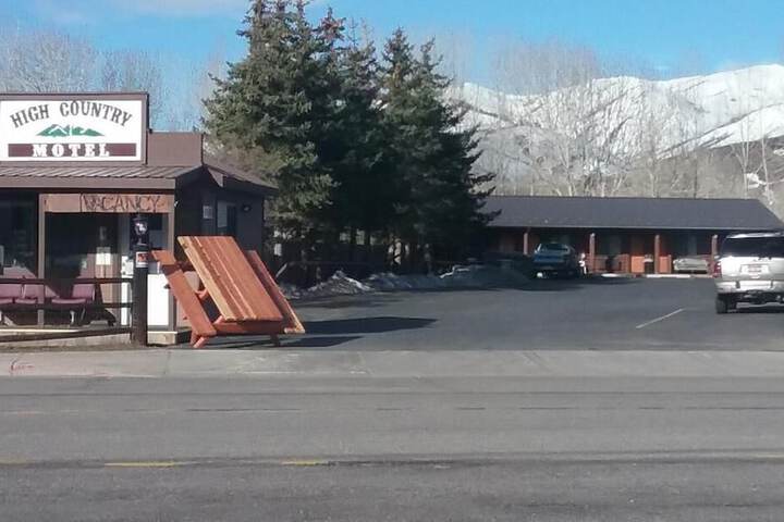 Bellevue High Country Motel - thumb 1