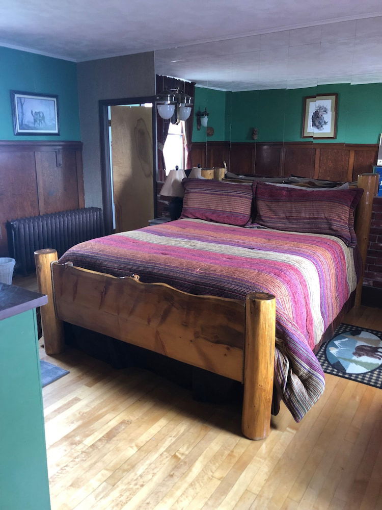 Hickory House Inn - thumb 6