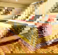 The Cottages of Wolfeboro - Tourism Bookings