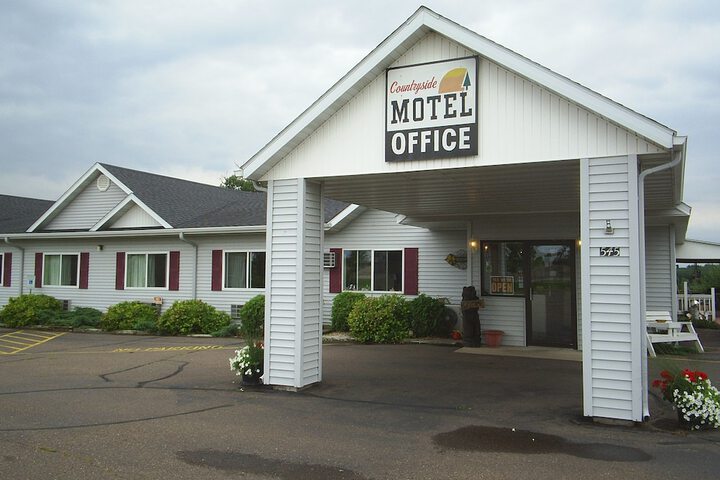 Countryside Motel - thumb 1