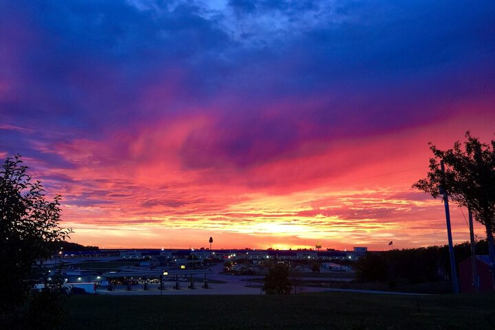 Crest Country Inn - thumb 2