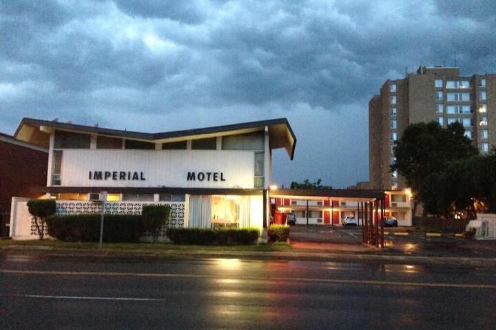 Imperial Motel - thumb 6