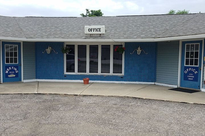 Burr Oak Motel - thumb 1