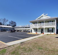Key West Inn Wetumpka - Tourism Bookings