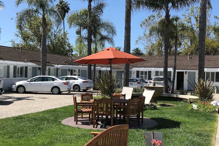 Marina Beach Motel - thumb 7