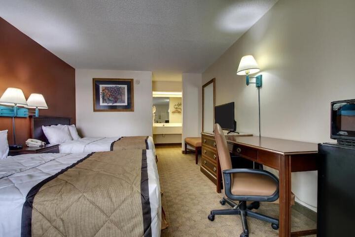 Key West Inn - Lafayette - thumb 3