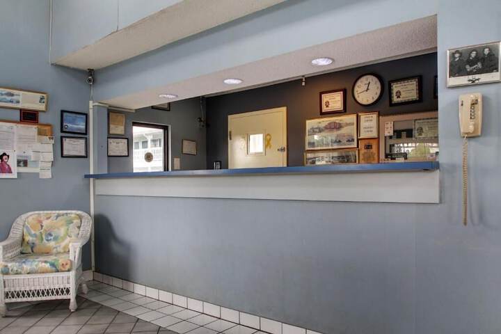 Key West Inn - Lafayette - thumb 1