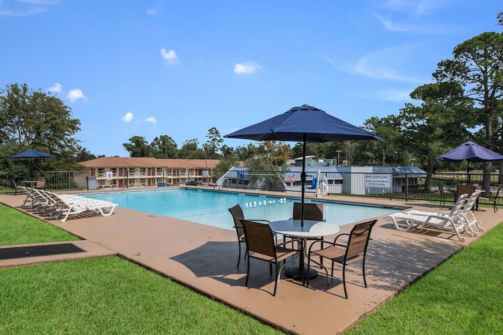 Motel 6 Kilgore TX - thumb 7