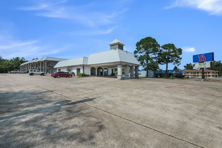 Motel 6 Kilgore TX - thumb 2