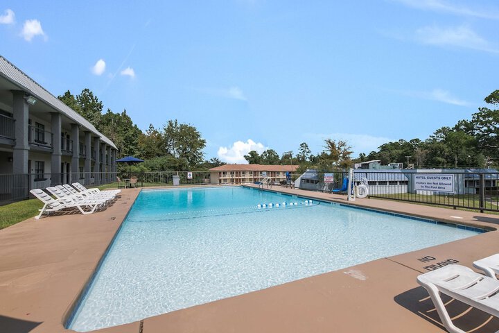 Motel 6 Kilgore TX - thumb 6