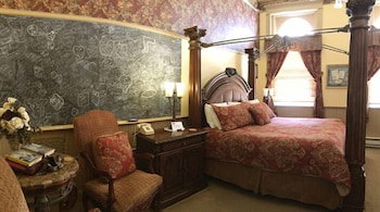 Carr Manor - thumb 5