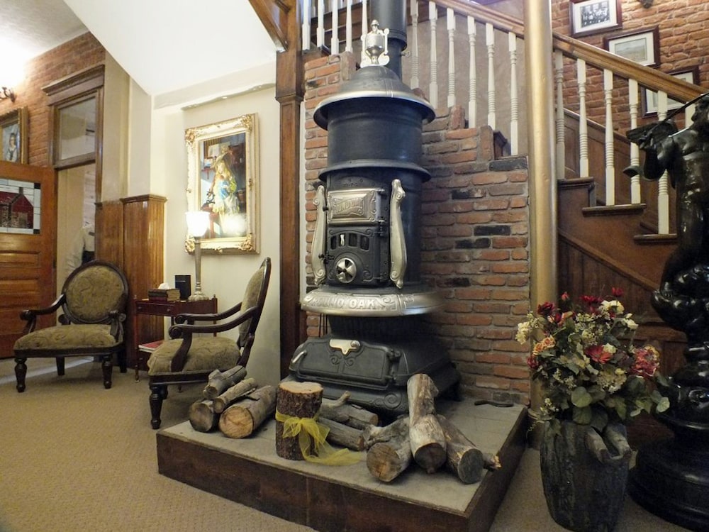 Carr Manor - thumb 1