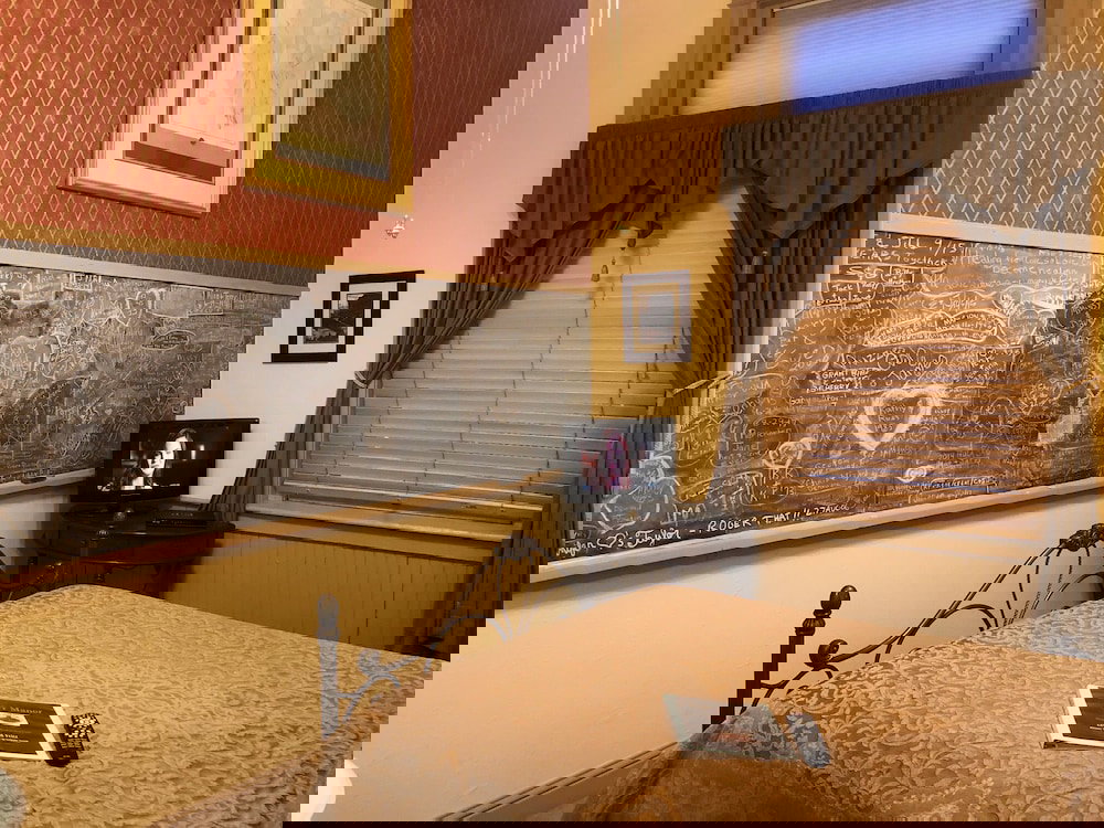 Carr Manor - thumb 3