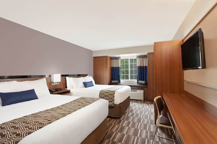 Microtel Inn & Suites By Wyndham Windham - thumb 5