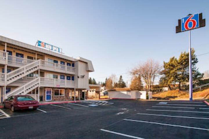 Motel 6 Bremerton, WA - thumb 0