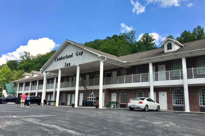 Cumberland Gap Inn - thumb 2