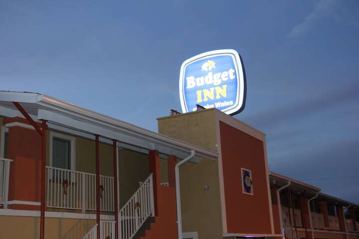 Budget Inn - thumb 4