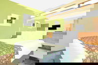 Microtel Inn  Suites by Wyndham Tuscumbia/Muscle Shoals