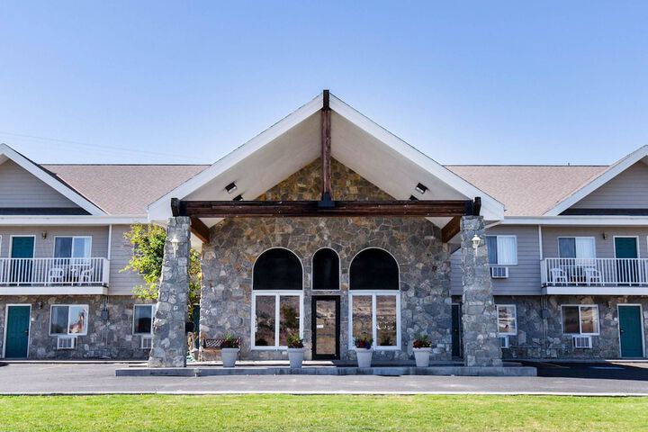 Rodeway Inn - thumb 1