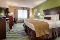 Best Western Plus Philadelphia Bensalem Hotel