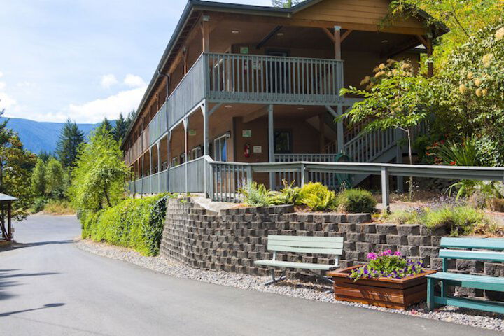 Carson Hot Springs Resort - thumb 2