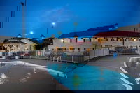 Days Inn by Wyndham Osage Beach Lake of the Ozarks