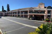 Atherton Park Inn  Suites