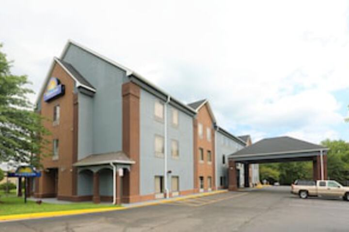 Days Inn By Wyndham Manassas - thumb 0