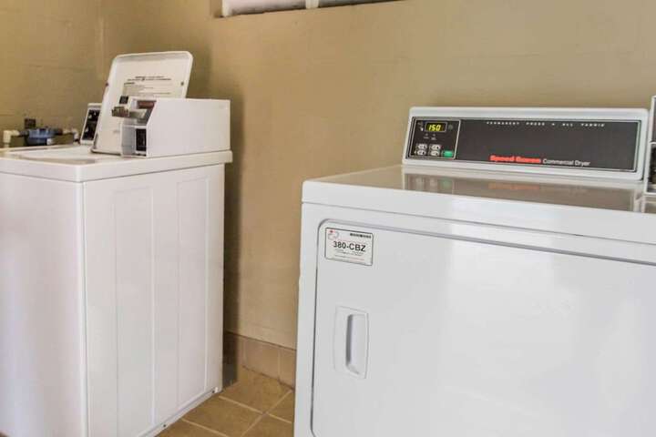 Rodeway Inn And Suites - thumb 6