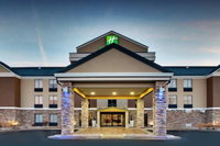 Holiday Inn Express  Suites - Interstate 380 at 33rd Avenue an IHG Hotel
