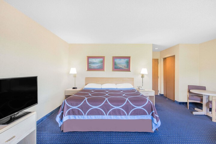 Super 8 By Wyndham Canandaigua - thumb 4