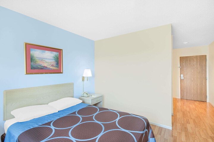 Super 8 By Wyndham Canandaigua - thumb 5