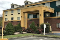 Days Inn by Wyndham Norton