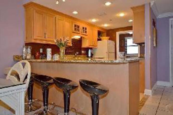 Navarre Towers By Dale E. Peterson Vacations - thumb 0