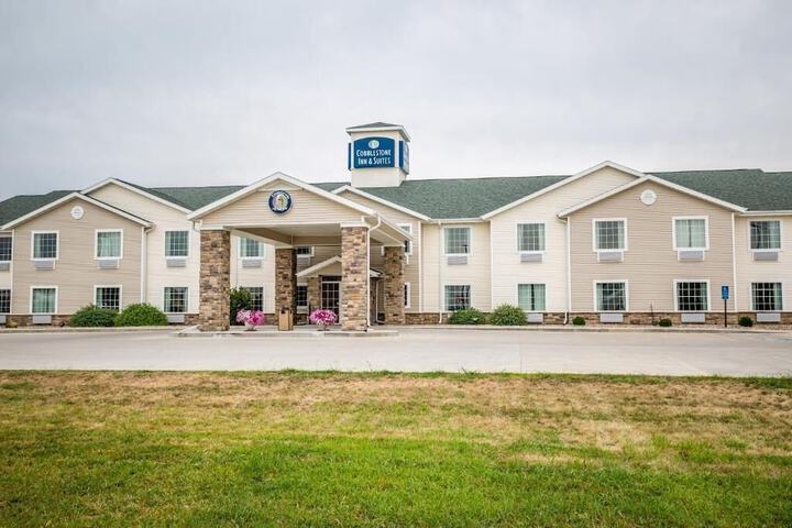 Cobblestone Inn & Suites - Winterset, IA - thumb 3