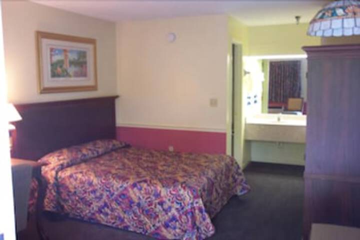 Crosbys Motor Inn - thumb 5