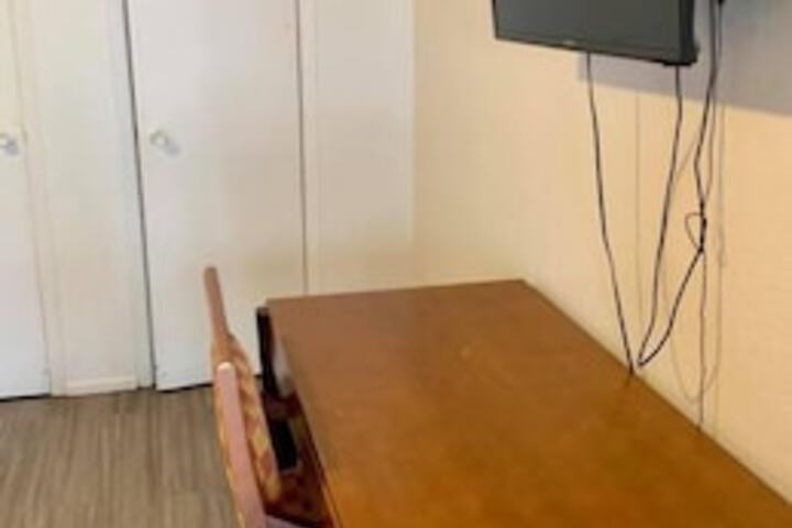 Mustang Motel - thumb 7