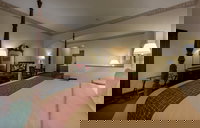 Red Roof Inn  Suites Albany GA