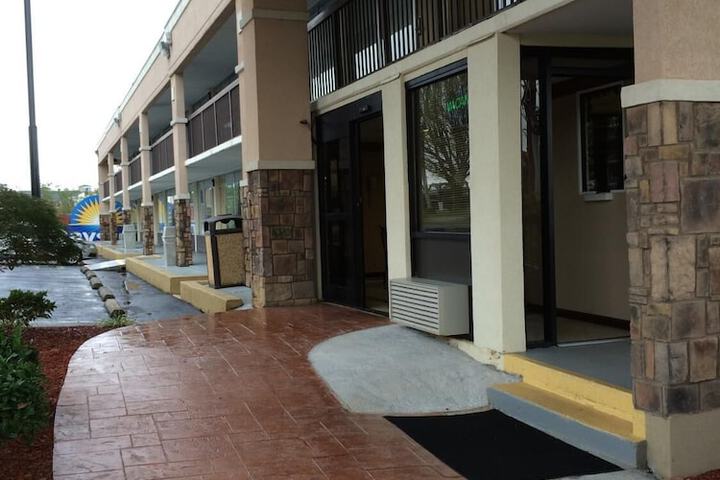 Knights Inn Newport, TN - thumb 2