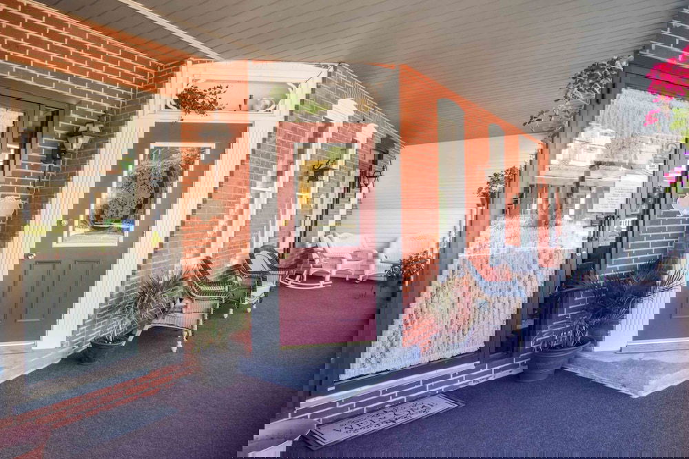 The Globe Inn - thumb 0