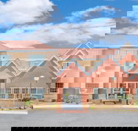 Microtel Inn  Suites by Wyndham Aransas Pass/Corpus Christi - Students Accommodation